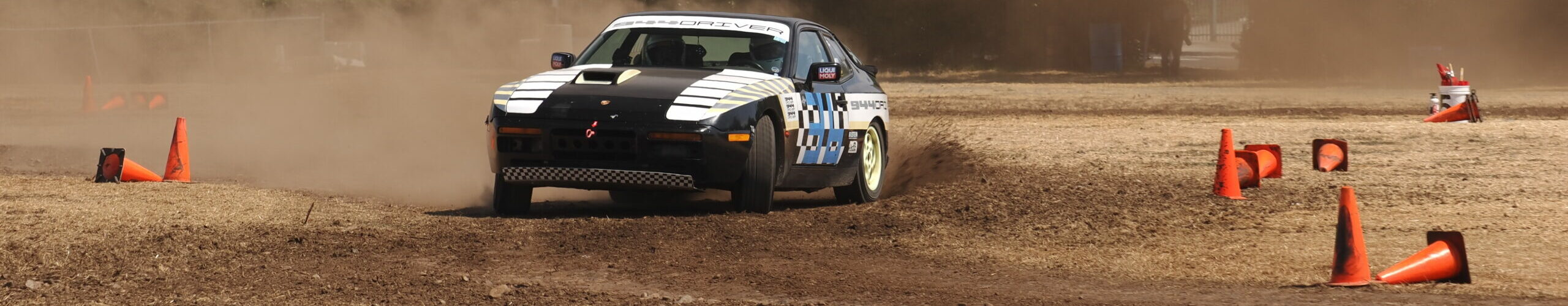 Photo by Ken Suzuki @slow_car_slow